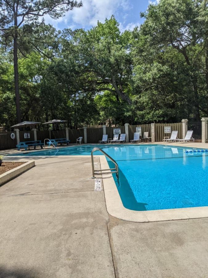 Hhi Homes- Newly Renovated Cozy Modern Pet-Friendly Villa-Ideal Location Гілтон-Гед-Айленд Екстер'єр фото