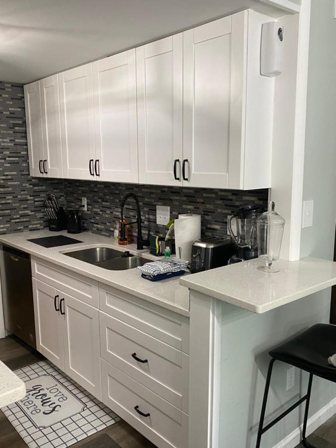 Hhi Homes- Newly Renovated Cozy Modern Pet-Friendly Villa-Ideal Location Гілтон-Гед-Айленд Екстер'єр фото
