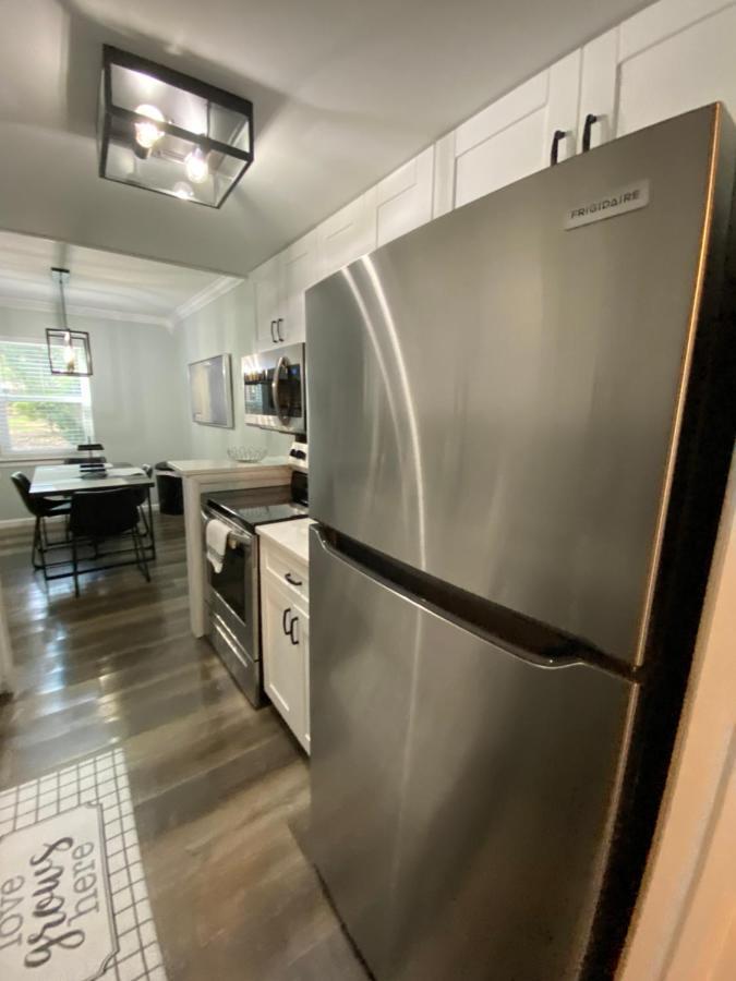 Hhi Homes- Newly Renovated Cozy Modern Pet-Friendly Villa-Ideal Location Гілтон-Гед-Айленд Екстер'єр фото