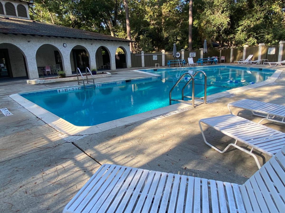 Hhi Homes- Newly Renovated Cozy Modern Pet-Friendly Villa-Ideal Location Гілтон-Гед-Айленд Екстер'єр фото