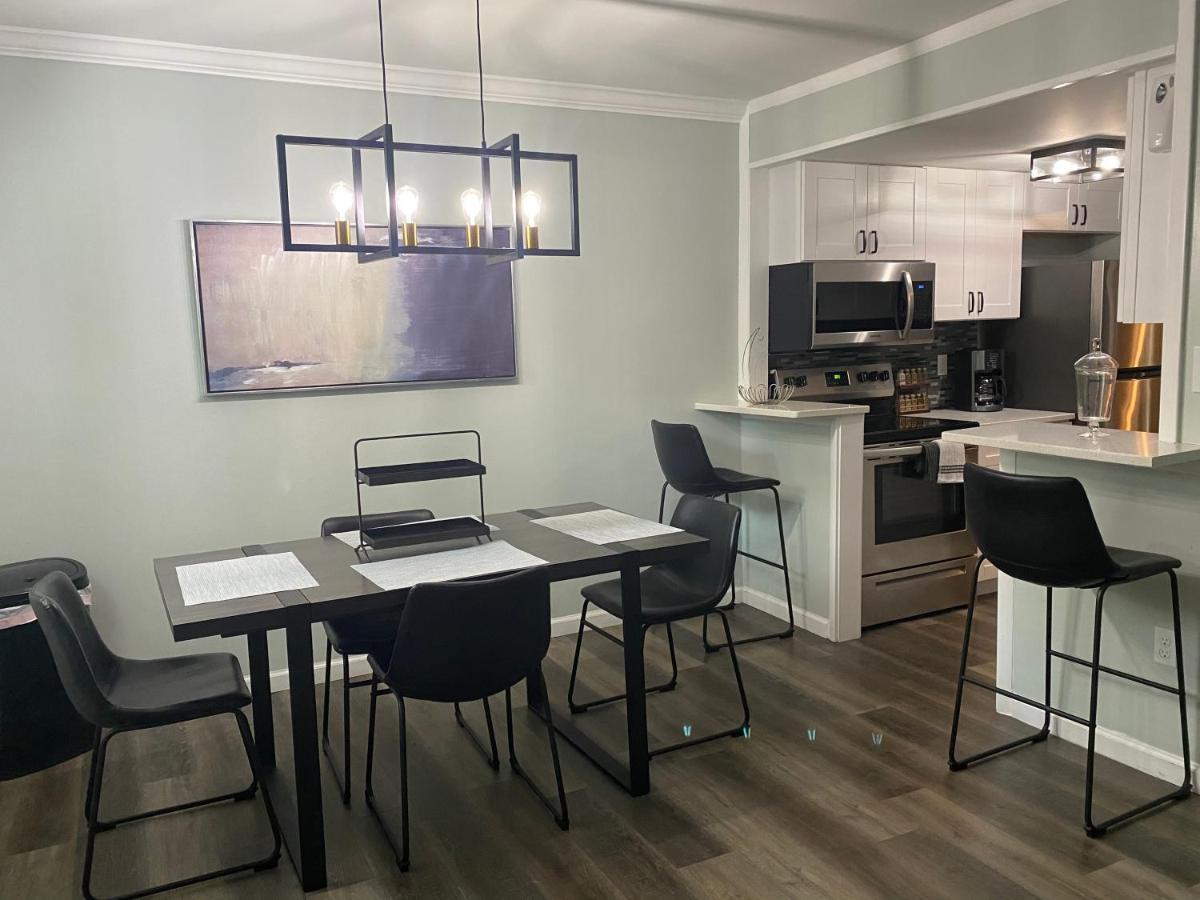 Hhi Homes- Newly Renovated Cozy Modern Pet-Friendly Villa-Ideal Location Гілтон-Гед-Айленд Екстер'єр фото