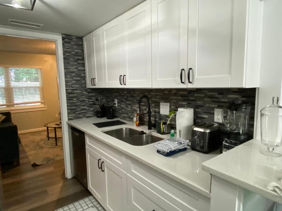 Hhi Homes- Newly Renovated Cozy Modern Pet-Friendly Villa-Ideal Location Гілтон-Гед-Айленд Екстер'єр фото